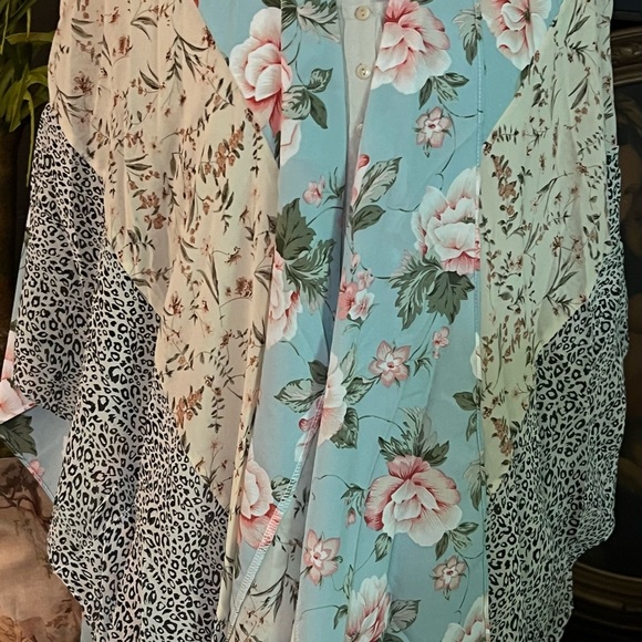 Beautiful duster! - Picture 3 of 3